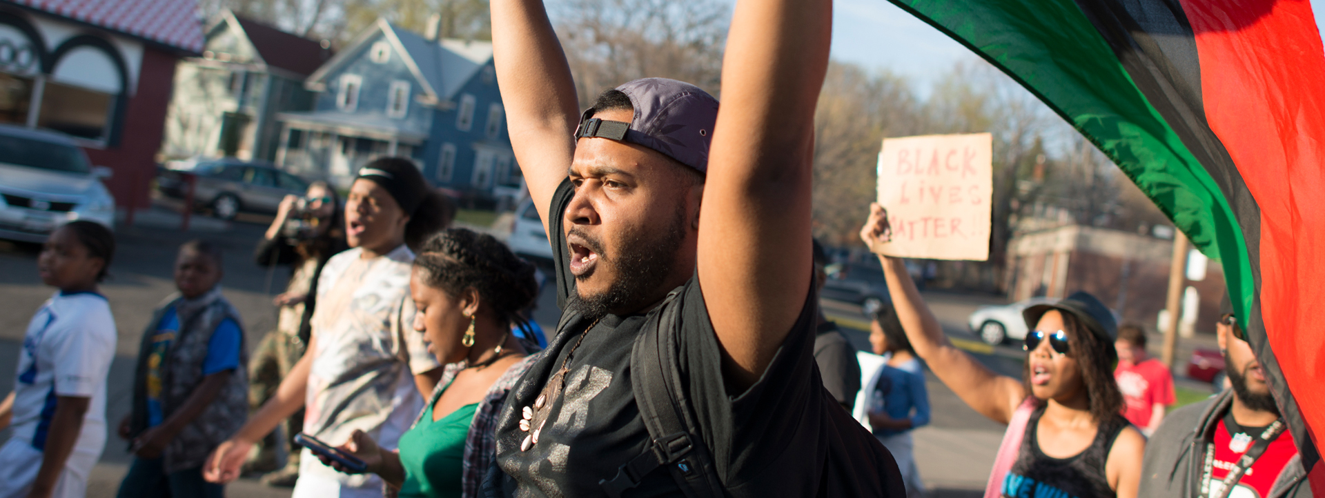 Hundreds of #BlackLivesMatter protestors marched in Minneapolis last April after the police shooting of 18-year-old Tania Harris. (Photo by Fibonacci Blue/Flickr User)