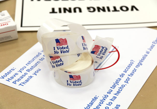 With the U.S. midterm elections around the corner, reporters will be quoting poll results. Here's a checklist to assess the quality of polls and surveys. (OSCE/Flickr)