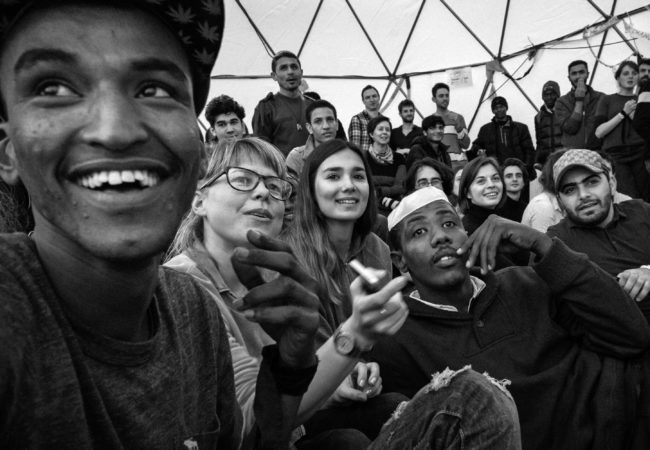 Photographer Annabelle Marcovici takes us inside the theater that popped up next door to France’s first temporary shelter for asylum seekers. (Photo by Annabelle Marcovici/GroundTruth)